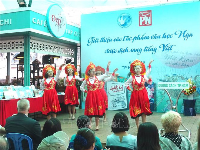 Presentan obras literarias rusas en idioma vietnamita ảnh 1 Presentan obras literarias rusas en idioma vietnamita ảnh 1