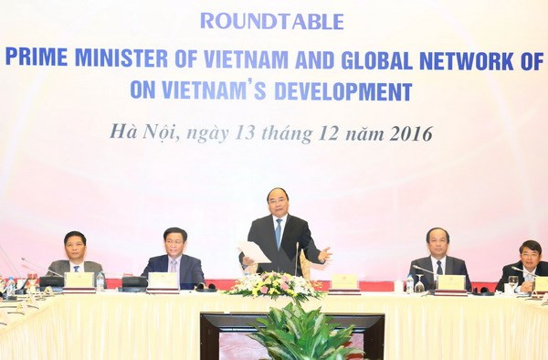 Vietnam saluda aportes de eruditos nacionales y extranjeros al desarrollo nacional ảnh 1 Vietnam saluda aportes de eruditos nacionales y extranjeros al desarrollo nacional ảnh 1