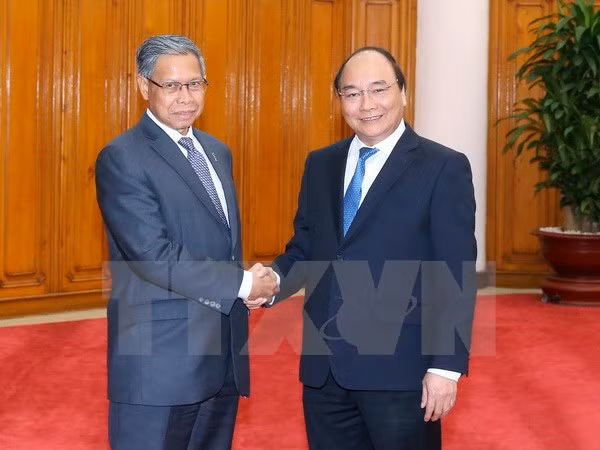 Premier de Vietnam insta medidas para impulsar el comercio con Malasia ảnh 1