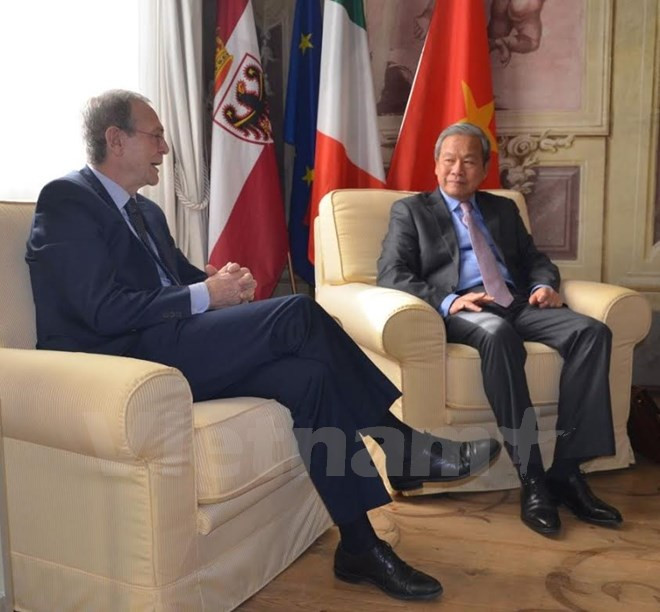 Provincia italiana desea intensificar colaboración con localidad vietnamita ảnh 1 Provincia italiana desea intensificar colaboración con localidad vietnamita ảnh 1