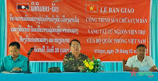 Ministerio de Defensa de Vietnam entrega obras de reparación a Laos ảnh 1 Ministerio de Defensa de Vietnam entrega obras de reparación a Laos ảnh 1