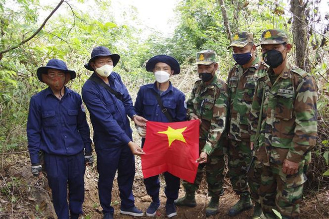 Provincia vietnamita se esmera en repatriar restos de soldados voluntarios caídos en Camboya ảnh 2 Provincia vietnamita se esmera en repatriar restos de soldados voluntarios caídos en Camboya ảnh 2