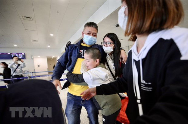 Repatriarán a 270 ciudadanos vietnamitas evacuados de Ucrania a Polonia ảnh 1 Repatriarán a 270 ciudadanos vietnamitas evacuados de Ucrania a Polonia ảnh 1