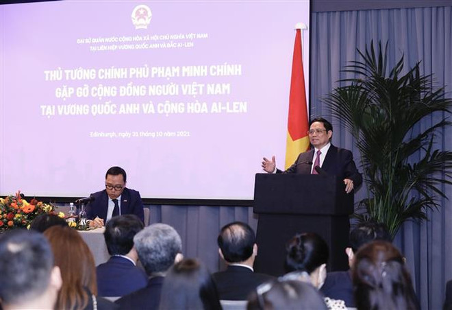 Premier vietnamita se reúne con connacionales residentes en Reino Unido ảnh 2 Premier vietnamita se reúne con connacionales residentes en Reino Unido ảnh 2