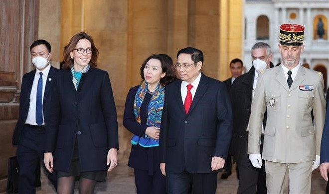 Visita del premier vietnamita a Francia abrirá oportunidades de cooperación, según La Tribune ảnh 1 Visita del premier vietnamita a Francia abrirá oportunidades de cooperación, según La Tribune ảnh 1