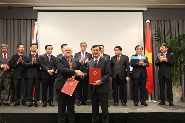 Vietnam y Reino Unido buscan fortalecer cooperación en sector educativo ảnh 1 Vietnam y Reino Unido buscan fortalecer cooperación en sector educativo ảnh 1