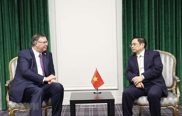 Primer ministro de Vietnam recibe a líderes de grandes corporaciones francesas ảnh 2 Primer ministro de Vietnam recibe a líderes de grandes corporaciones francesas ảnh 2