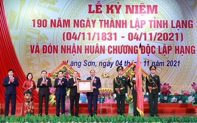 Presidente de Vietnam conmemora 190 aniversario del establecimiento de Lang Son ảnh 1 Presidente de Vietnam conmemora 190 aniversario del establecimiento de Lang Son ảnh 1