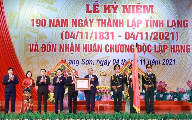 Presidente de Vietnam conmemora 190 aniversario del establecimiento de Lang Son ảnh 1