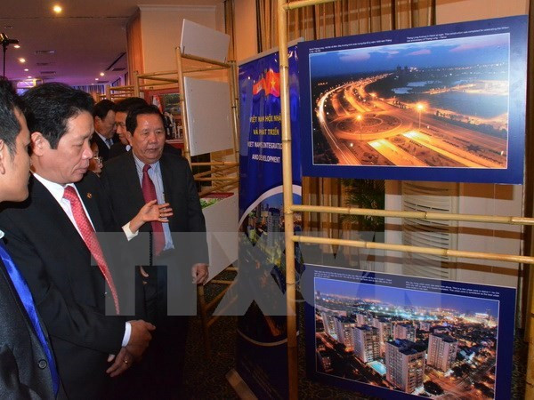 Exposición destaca relaciones entre Vietnam y Camboya ảnh 1 Exposición destaca relaciones entre Vietnam y Camboya ảnh 1