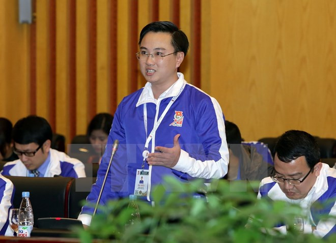 Debaten tareas de jóvenes vietnamitas en actividades voluntarias y cuarta revolución industrial ảnh 1