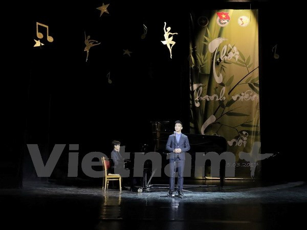  Velada musical brinda ambiente del año nuevo a comunidad de vietnamitas en Rusia ảnh 1