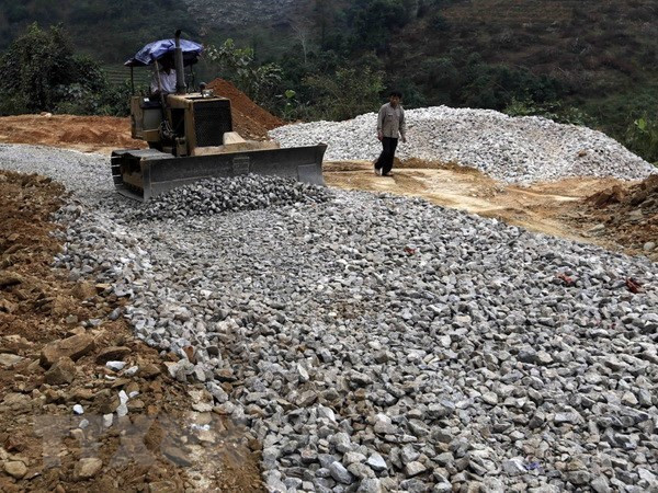 Vicepremier vietnamita insta a acelerar proyectos con uso de préstamos extranjeros ảnh 1 Vicepremier vietnamita insta a acelerar proyectos con uso de préstamos extranjeros ảnh 1