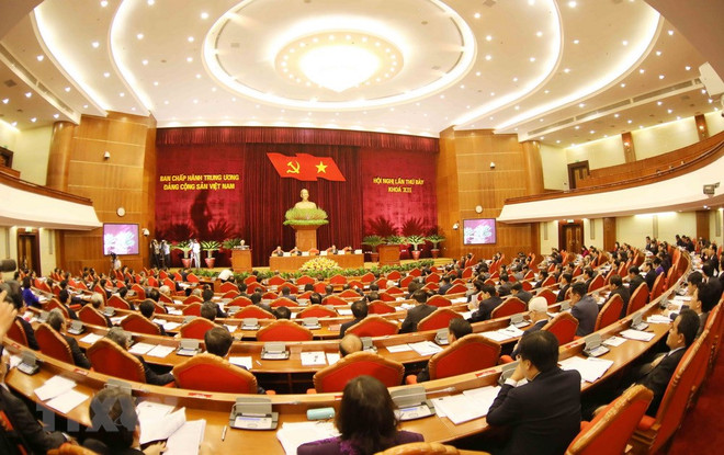 Público vietnamita aprecia temas del séptimo pleno del Comité Central de Partido Comunista ảnh 1 Público vietnamita aprecia temas del séptimo pleno del Comité Central de Partido Comunista ảnh 1
