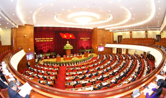 Comité Central del Partido Comunista de Vietnam concluye primera jornada de su VII pleno ảnh 1 Comité Central del Partido Comunista de Vietnam concluye primera jornada de su VII pleno ảnh 1