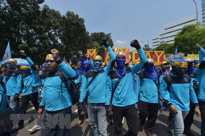 Indonesios demandan al Gobierno limitar contrato de trabajadores extranjeros ảnh 1 Indonesios demandan al Gobierno limitar contrato de trabajadores extranjeros ảnh 1