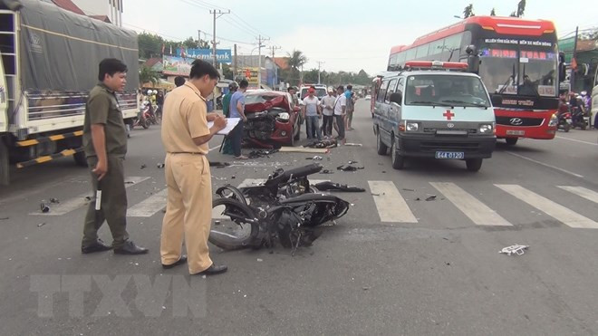 Vietnam: 52 fallecidos por accidentes de tráfico durante tres días feriados ảnh 1 Vietnam: 52 fallecidos por accidentes de tráfico durante tres días feriados ảnh 1