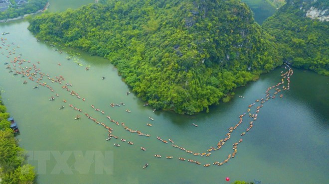 Alza de viajeros a sitios turísticos en Vietnam durante días festivos ảnh 1 Alza de viajeros a sitios turísticos en Vietnam durante días festivos ảnh 1