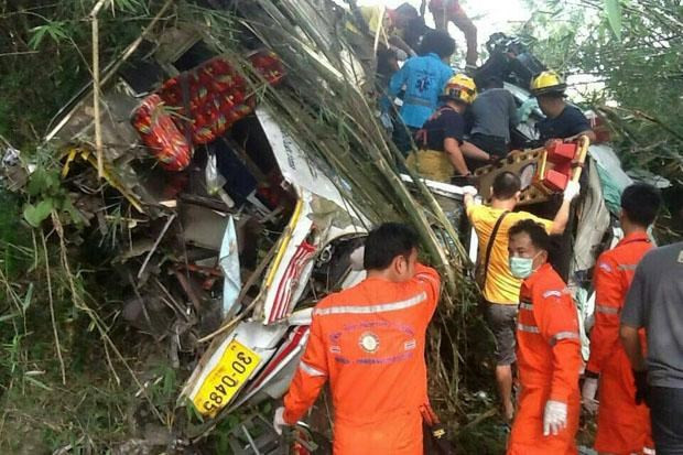 Al menos 12 muertos en accidente de autobús en Tailandia ảnh 1 Al menos 12 muertos en accidente de autobús en Tailandia ảnh 1