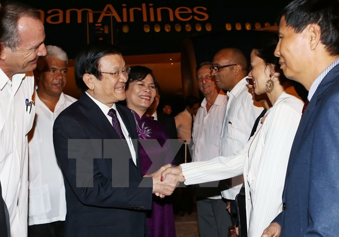 Presidente de Vietnam llega a Cuba en visita oficial ảnh 1 Presidente de Vietnam llega a Cuba en visita oficial ảnh 1