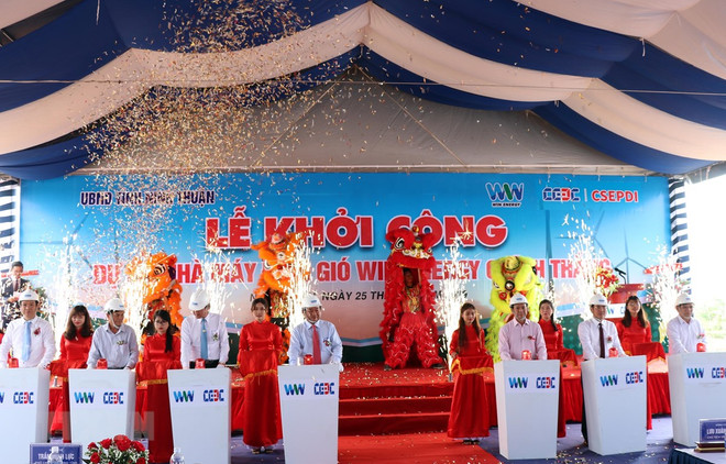 Construyen aerogenerador en provincia vietnamita de Ninh Thuan ảnh 1 Construyen aerogenerador en provincia vietnamita de Ninh Thuan ảnh 1