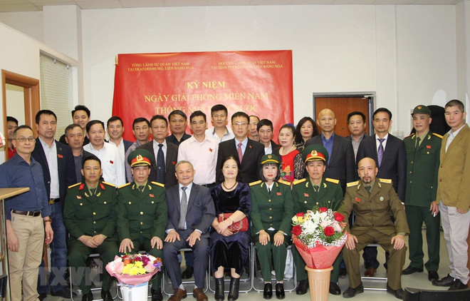 Conmemoran Día de Reunificación de Vietnam en Rusia y Corea del Sur ảnh 1 Conmemoran Día de Reunificación de Vietnam en Rusia y Corea del Sur ảnh 1
