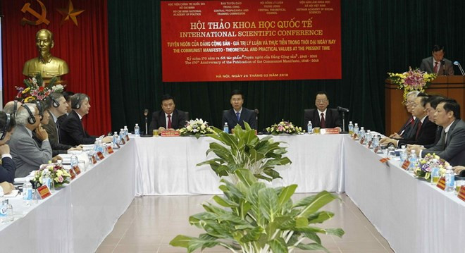 Consejo Teórico del Comité Central de PCV debate sobre la capacitación de funcionarios estratégicos ảnh 1 Consejo Teórico del Comité Central de PCV debate sobre la capacitación de funcionarios estratégicos ảnh 1