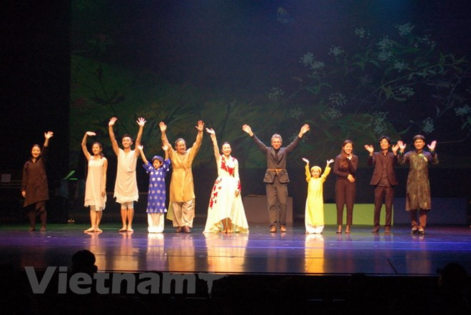 Coreógrafa sudcoreana dirigirá danza contemporánea basada en famosa novela vietnamita ảnh 1 Coreógrafa sudcoreana dirigirá danza contemporánea basada en famosa novela vietnamita ảnh 1
