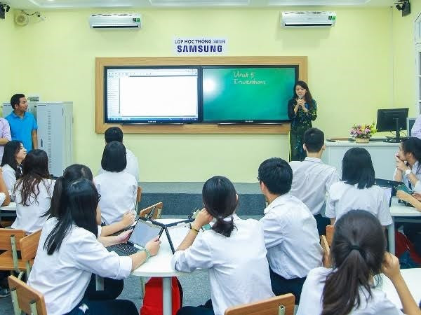 Ciudad Ho Chi Minh estudia la aplicación del modelo de escuela inteligente ảnh 1 Ciudad Ho Chi Minh estudia la aplicación del modelo de escuela inteligente ảnh 1