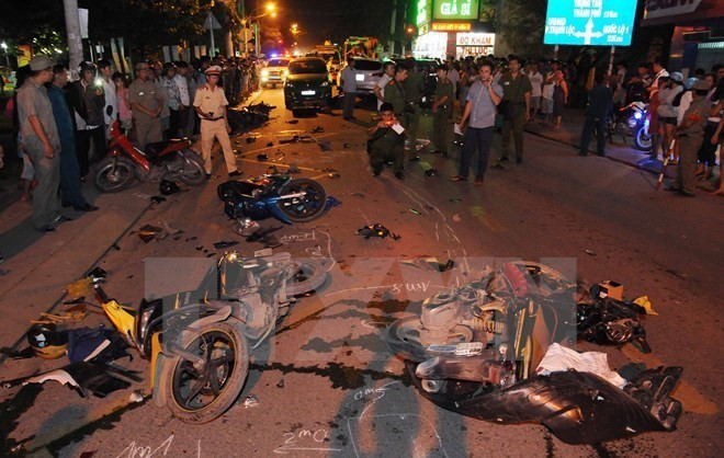 Accidentes de tráfico se reducen en carretera nacional 1A en año nuevo lunar ảnh 1 Accidentes de tráfico se reducen en carretera nacional 1A en año nuevo lunar ảnh 1