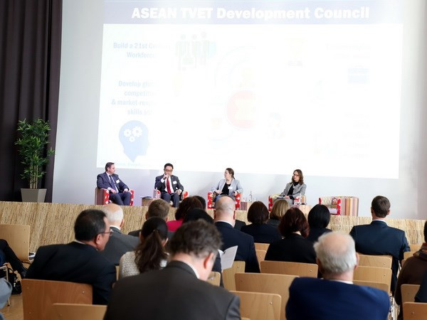 ASEAN y Alemania buscan impulsar cooperación en formación vocacional ảnh 1 ASEAN y Alemania buscan impulsar cooperación en formación vocacional ảnh 1