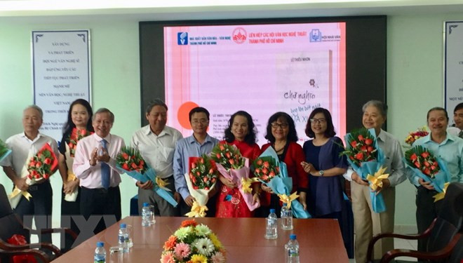 Publican en Vietnam libros sobre la Primavera de 1968 ảnh 1 Publican en Vietnam libros sobre la Primavera de 1968 ảnh 1