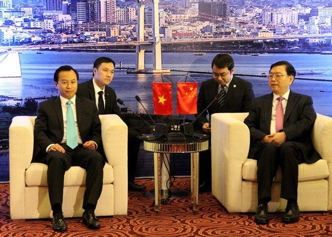Presidente de Asamblea Popular Nacional de China visita ciudad central ảnh 1 Presidente de Asamblea Popular Nacional de China visita ciudad central ảnh 1