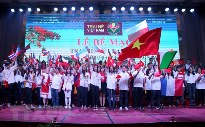 Campamento de verano conecta a vietnamitas residentes en el extranjero con su tierra natal ảnh 1 Campamento de verano conecta a vietnamitas residentes en el extranjero con su tierra natal ảnh 1