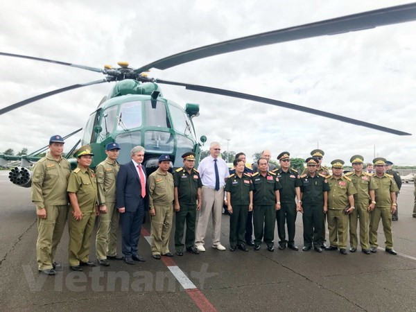 Rusia entrega cuatro helicópteros a Laos reparados por expertos ảnh 1 Rusia entrega cuatro helicópteros a Laos reparados por expertos ảnh 1