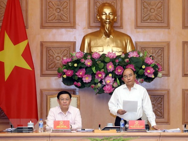 Premier de Vietnam llama a propuestas de expertos sobre políticas monetarias ảnh 1 Premier de Vietnam llama a propuestas de expertos sobre políticas monetarias ảnh 1