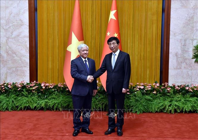 Presidente de Frente de la Patria de Vietnam conversa con dirigente chino ảnh 1 Presidente de Frente de la Patria de Vietnam conversa con dirigente chino ảnh 1