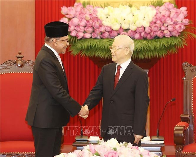 Máximo dirigente partidista vietnamita se reúne con premier malasio ảnh 1 Máximo dirigente partidista vietnamita se reúne con premier malasio ảnh 1