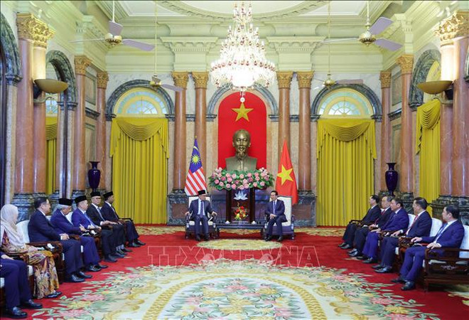 Presidente de Vietnam recibe al primer ministro de Malasia ảnh 3 Presidente de Vietnam recibe al primer ministro de Malasia ảnh 3