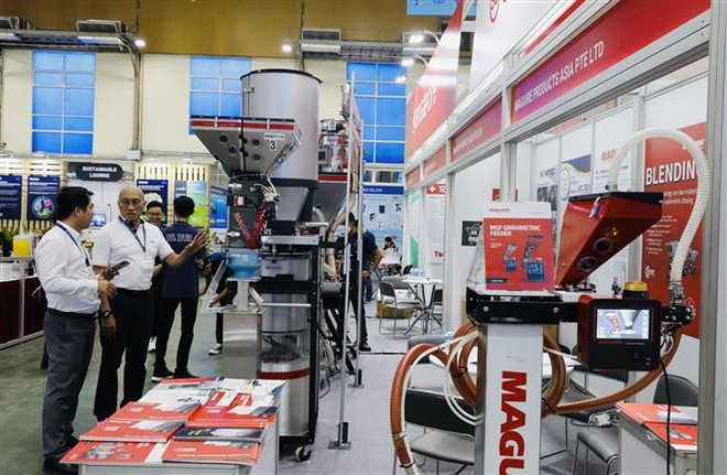 Inauguran Feria Internacional de Plásticos y Caucho de Vietnam 2023 ảnh 1 Inauguran Feria Internacional de Plásticos y Caucho de Vietnam 2023 ảnh 1