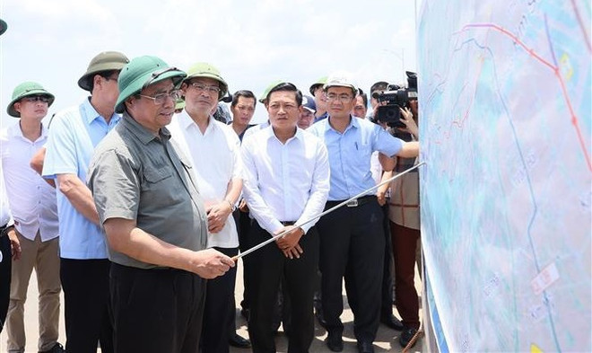 Premier de Vietnam examina proyecto de transporte clave provincial ảnh 1 Premier de Vietnam examina proyecto de transporte clave provincial ảnh 1
