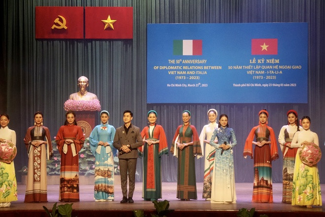 Aprecian significado de próxima visita estatal de presidente de Vietnam a Italia ảnh 2 Aprecian significado de próxima visita estatal de presidente de Vietnam a Italia ảnh 2