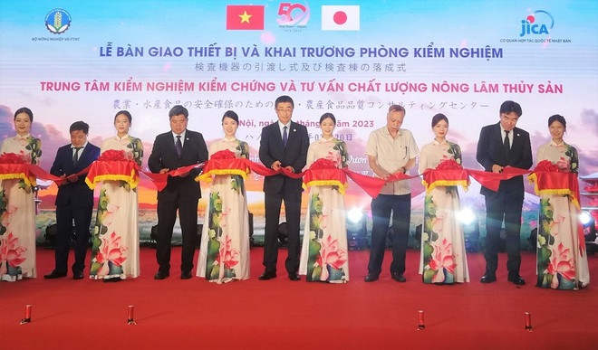 Inauguran laboratorio de verificación de productos agrícolas en Hanoi ảnh 1 Inauguran laboratorio de verificación de productos agrícolas en Hanoi ảnh 1
