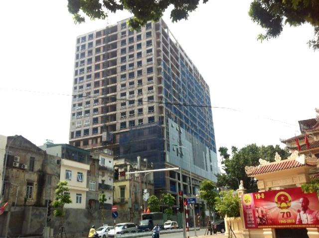 Gobierno pide investigar señales violatorias en construcción en Hanoi ảnh 1