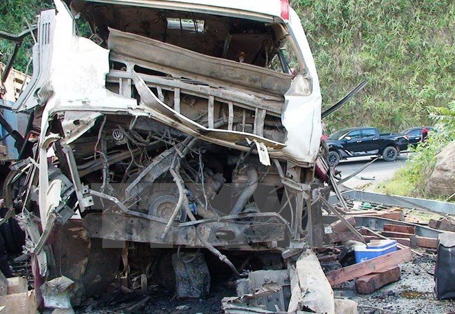 Explosión de autobús en Laos posiblemente causada por fuegos artificiales ảnh 1 Explosión de autobús en Laos posiblemente causada por fuegos artificiales ảnh 1