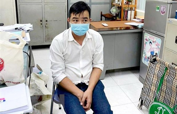 Arrestan en Vietnam a director de empresa por aumentar precios de kits de prueba del COVID-19 ảnh 1 Arrestan en Vietnam a director de empresa por aumentar precios de kits de prueba del COVID-19 ảnh 1