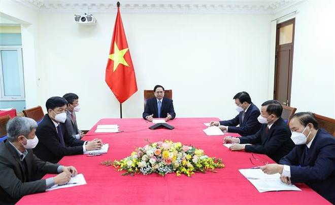 Primer ministro de Vietnam mantiene conversación telefónica con su homólogo chino ảnh 2 Primer ministro de Vietnam mantiene conversación telefónica con su homólogo chino ảnh 2