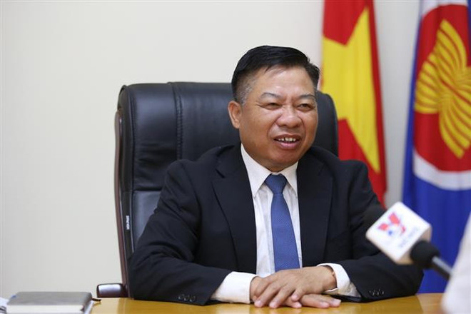 Visita de canciller vietnamita a Camboya agilizará intercambios bilaterales ảnh 2 Visita de canciller vietnamita a Camboya agilizará intercambios bilaterales ảnh 2