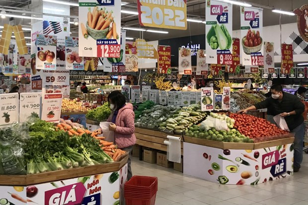 Supermercados en Hanoi aumentan suministro de productos en vísperas del Tet ảnh 1
