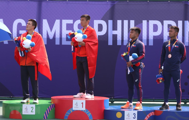 SEA Games 30: Ly Hoang Nam gana histórica medalla de oro para tenis de Vietnam ảnh 1 SEA Games 30: Ly Hoang Nam gana histórica medalla de oro para tenis de Vietnam ảnh 1